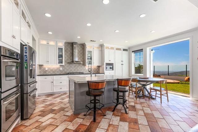Image 11 of 74 For 1251 Holmgrove Drive