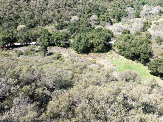 44175 Carmel Valley, Greenfield CA: https://media.crmls.org/mediaz/f3adecf1-2f58-4d0d-96de-00027baa1727.jpg