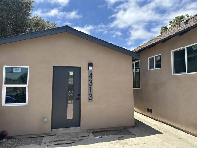 Image 3 of 12 For 4311 Dwight St Street