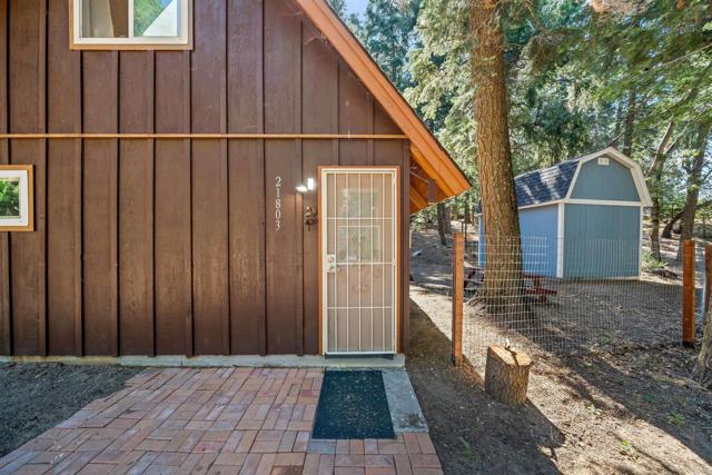 21803 Crestline Road, Palomar Mountain CA: https://media.crmls.org/mediaz/f3ae13f7-e6b7-4b13-bff4-915519c0b577.jpg