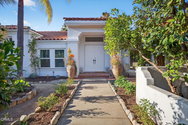 1454 S La Luna Avenue, Ojai CA: https://media.crmls.org/mediaz/f3ae2e0f-7357-4162-a528-1b256ac37667.jpg