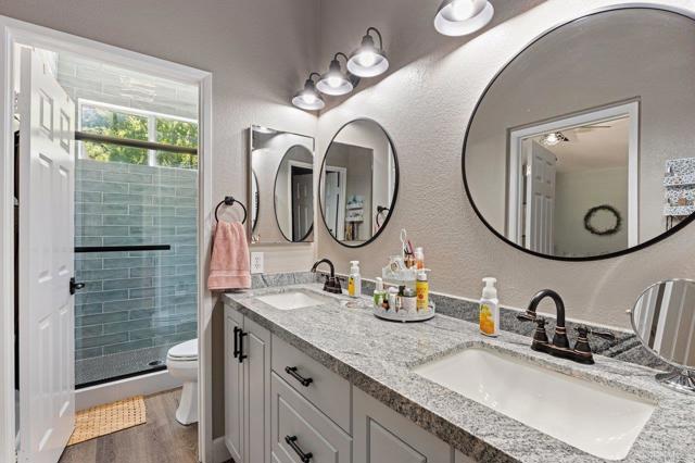 31655 Loma Linda, Temecula CA: https://media.crmls.org/mediaz/f3ae4759-b8a3-4530-a371-2ca4c45a297d.jpg