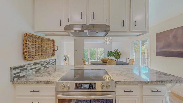 158 Tiburon Court, Aptos CA: https://media.crmls.org/mediaz/f3ae49df-29b0-459b-9f96-734311d3bdff.jpg