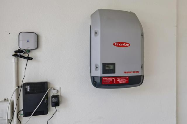 19011 Clayton Avenue, Morgan Hill CA: https://media.crmls.org/mediaz/f3ae82a9-1d40-42cd-a91a-7913d6e196a5.jpg