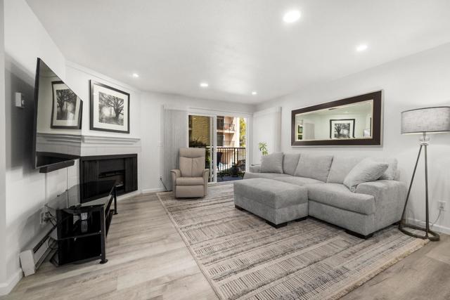 825 Balboa Avenue, Capitola CA: https://media.crmls.org/mediaz/f3b0332b-04f1-475d-846f-a9764a1f4183.jpg