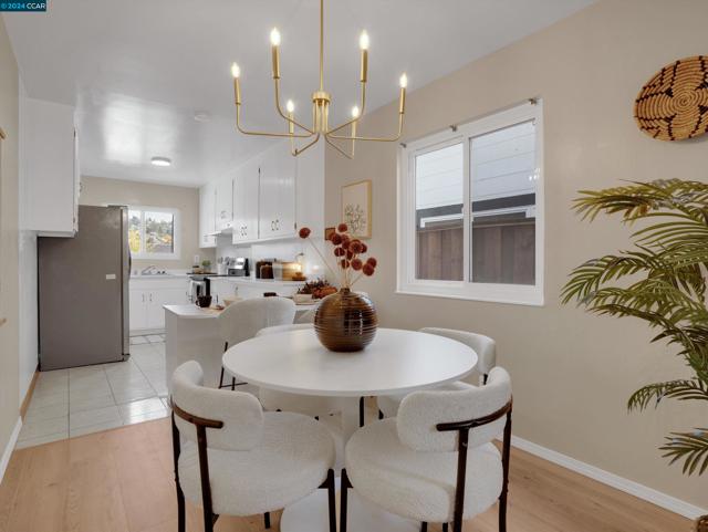 Image 7 of 31 For 1643 San Benito St