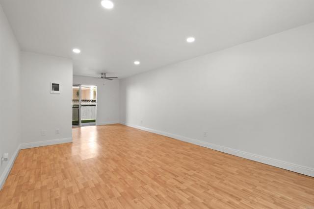 Image 16 of 38 For 3535 Madison Avenue 143