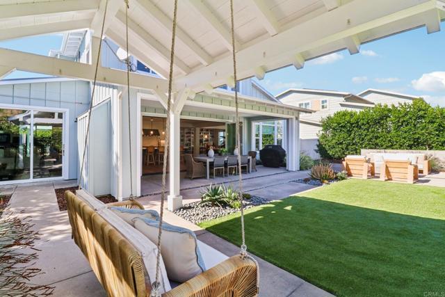 Detail Gallery Image 27 of 33 For 665 Sea Ridge Ct, Encinitas,  CA 92024 - 4 Beds | 3/1 Baths