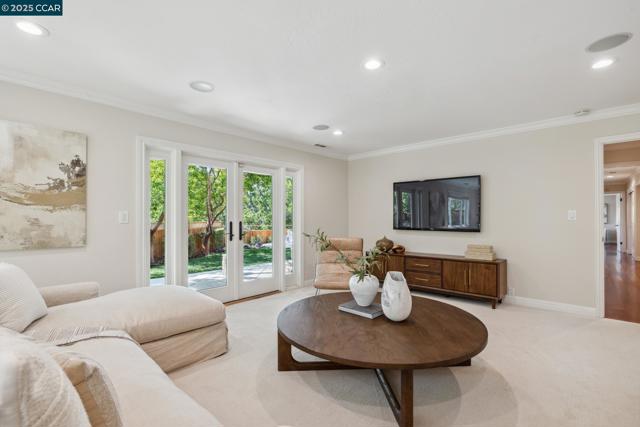 561 Morecroft Road, Lafayette CA: https://media.crmls.org/mediaz/f3b6b31c-ab06-43d0-8173-8786c51d73f9.jpg