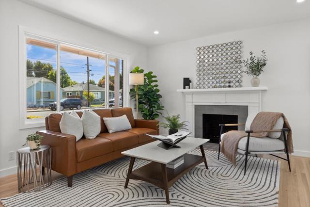 652 Myrtle Avenue, South San Francisco CA: https://media.crmls.org/mediaz/f3b701a1-a74d-4565-83d2-005e9ffdde12.jpg