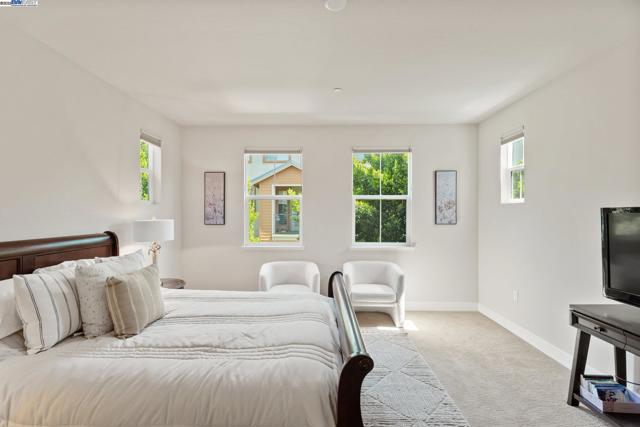 454 Persimmon Common, Livermore CA: https://media.crmls.org/mediaz/f3b72584-40c1-4ff5-9b09-79afca040188.jpg