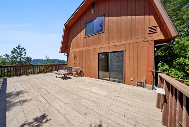 1315 Sunset Ridge Road, Los Gatos CA: https://media.crmls.org/mediaz/f3b799d3-5236-4c2d-8063-7390b2846348.jpg