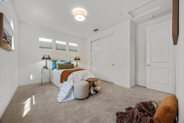2288 Jessica Way, Tracy CA: https://media.crmls.org/mediaz/f3b7ffc9-ee36-41c2-bc9d-3aa65c35da5f.jpg