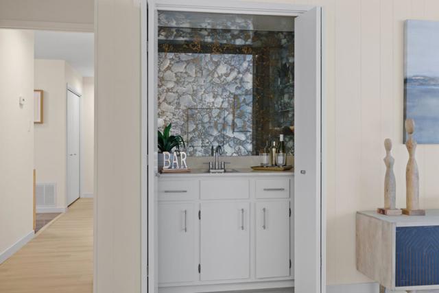 1250 Tuolumne Road, Millbrae CA: https://media.crmls.org/mediaz/f3b912ee-24c1-4de3-b661-1f7d1a3eff75.jpg