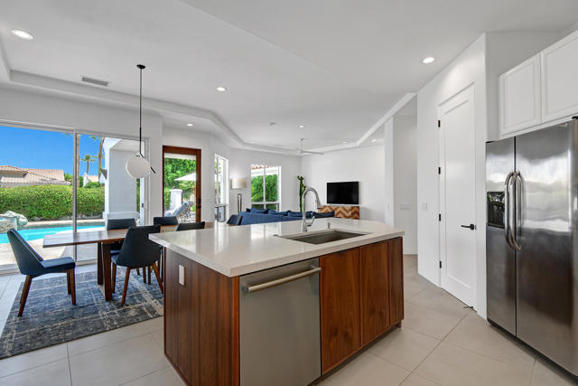 78863 Breckenridge Drive, La Quinta CA: https://media.crmls.org/mediaz/f3ba007f-2bdc-4bb5-adb1-03fe4774c47e.jpg