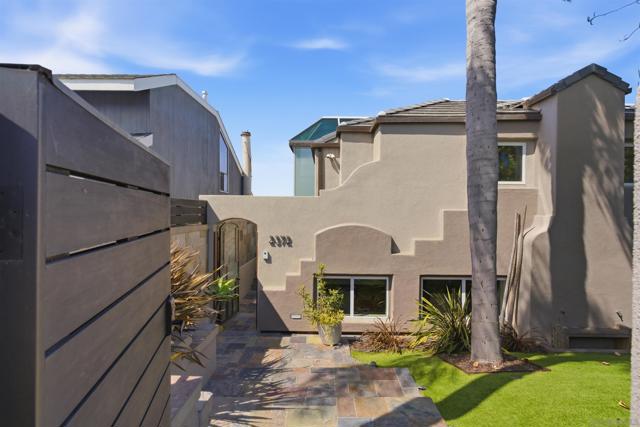 Image 52 of 60 For 2372 Oxford Ave