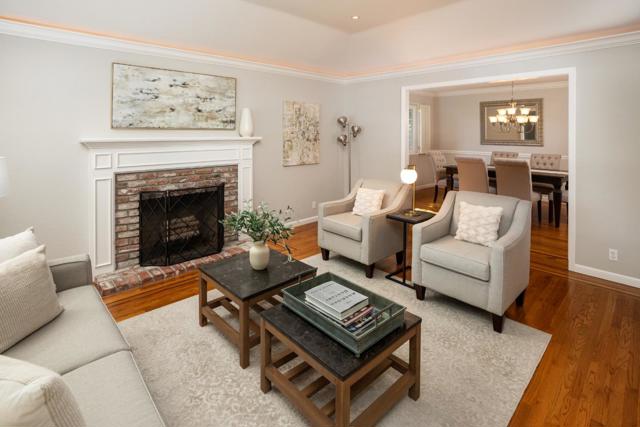 3418 Stacey Court, Mountain View CA: https://media.crmls.org/mediaz/f3ba72a0-13bb-46d8-a6d0-492b5ff6ac88.jpg