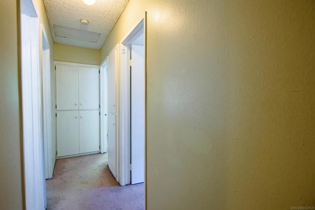8067 Camino Kiosco, San Diego CA: https://media.crmls.org/mediaz/f3baaa9d-933a-4dee-8dd1-2727e7544642.jpg