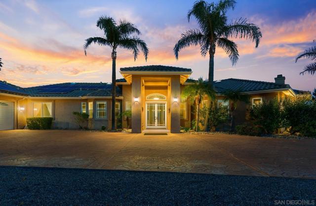 2255 Los Altos De Cerro, Ramona CA: https://media.crmls.org/mediaz/f3bb6d28-9360-4765-b8ee-b5bf5f24783f.jpg