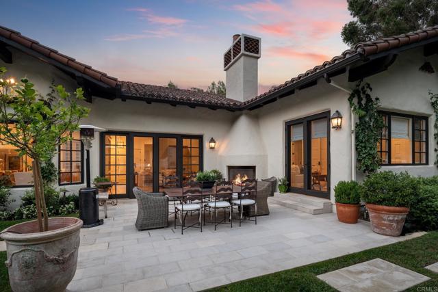 15807 Puerta Del Sol, Rancho Santa Fe CA: https://media.crmls.org/mediaz/f3bb7dc3-a429-4200-a93b-d9532d6bde94.jpg