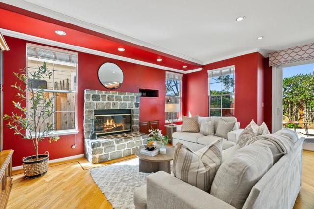 986 Governors Bay Drive, Redwood City CA: https://media.crmls.org/mediaz/f3bbc71d-ec8e-4bdc-9ab8-f718027ed3c0.jpg