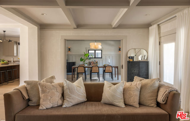 1715 S Kingsley Drive, Los Angeles CA: https://media.crmls.org/mediaz/f3bc1aa2-6f50-465e-b837-3b897db10105.jpg