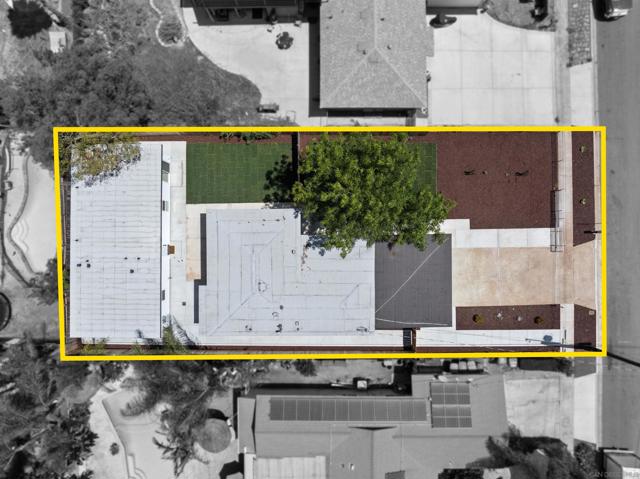 1160 Erica St, Escondido CA: https://media.crmls.org/mediaz/f3bd1781-6d19-444e-8b6f-9b422b4dcad7.jpg