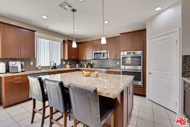 17064 Cantlay Street, Van Nuys CA: https://media.crmls.org/mediaz/f3be44c7-18c2-4e6e-9d12-ce5d152e7cfb.jpg