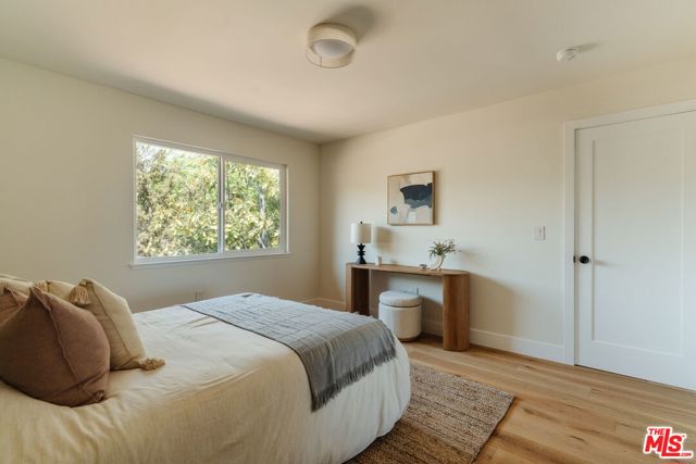 29204 Deep Shadow Drive, Agoura Hills CA: https://media.crmls.org/mediaz/f3be9054-cb8b-42d1-83b8-e0d8dfa8e829.jpg
