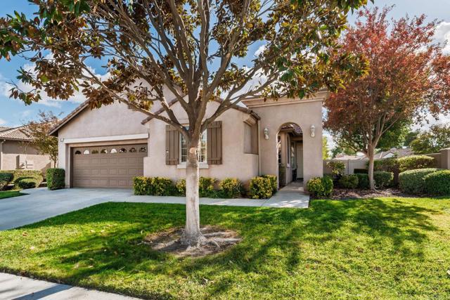 Detail Gallery Image 4 of 56 For 28571 Coolwater Ct, Menifee,  CA 92584 - 2 Beds | 2/1 Baths