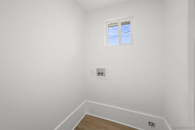 4420 Voltaire Street, San Diego CA: https://media.crmls.org/mediaz/f3bfb973-ce09-4858-97e7-e665c805be46.jpg