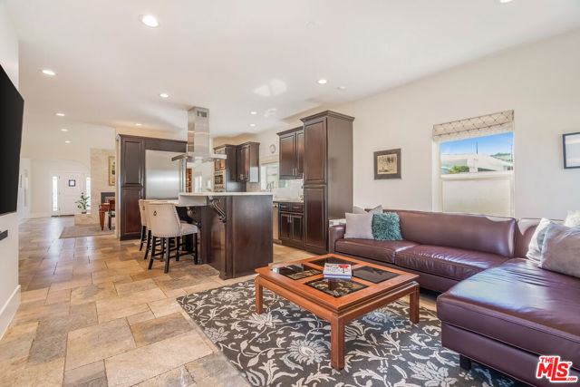 6411 W 85th Street, Los Angeles CA: https://media.crmls.org/mediaz/f3bfbd59-2ba0-4545-9b4e-05ca8a8e4d65.jpg