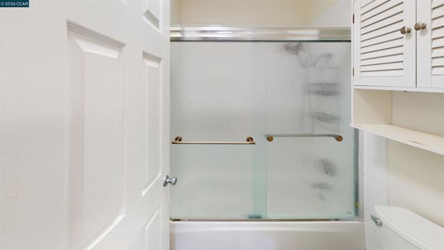 26 El Capitan Ln, Antioch CA: https://media.crmls.org/mediaz/f3c0a3ee-9833-4f98-972a-4b9325552711.jpg