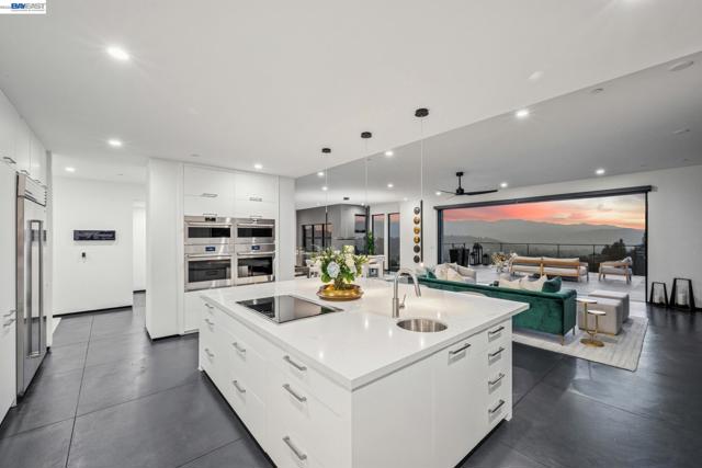 Image 16 of 60 For 2525 Biltmore Dr