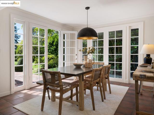 120 Hazel Ln, Piedmont CA: https://media.crmls.org/mediaz/f3c40c3f-b647-4f35-94bf-eaba481cb64f.jpg