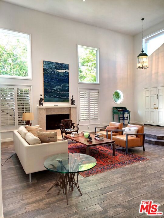 4342 Park Verdi, Calabasas CA: https://media.crmls.org/mediaz/f3c456c5-4e14-49a8-bfe8-b0fad183dc6a.jpg