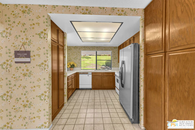73283 Phoebe Court, Palm Desert CA: https://media.crmls.org/mediaz/f3c5c6f6-f466-4aa2-925d-7dbc5966d56c.jpg