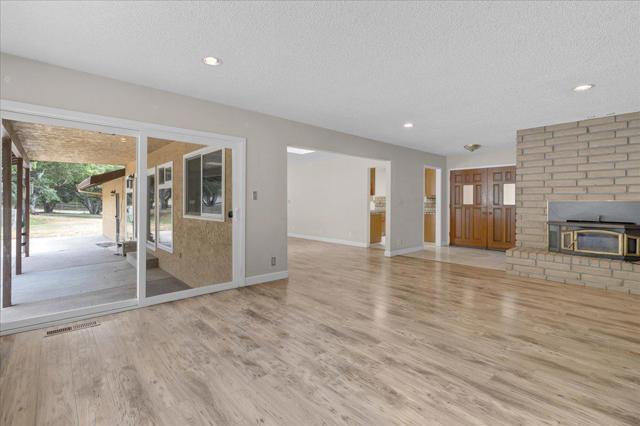 19515 Vierra Canyon Road, Salinas CA: https://media.crmls.org/mediaz/f3c62532-d700-4373-8239-8bed0ea1467f.jpg