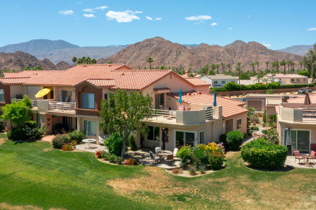 78337 Scarlet Court, La Quinta CA: https://media.crmls.org/mediaz/f3c78428-2937-46d4-857c-bedc41a1a923.jpg