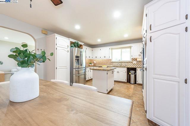 Image 13 of 56 For 4732 Loretta Way
