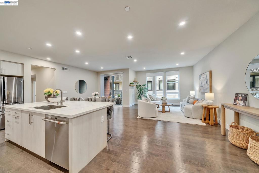 44938 Fremont Blvd #202