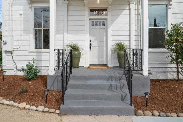 126 Cedar Street, Santa Cruz CA: https://media.crmls.org/mediaz/f3cb35b1-d545-4687-b5a8-42bc1799287a.jpg