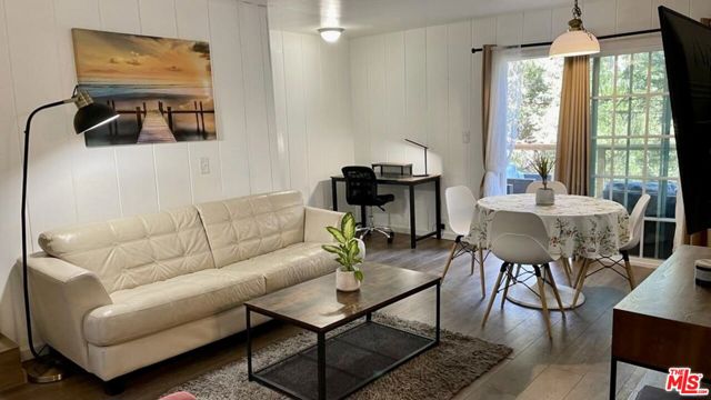 29160 Arrowhead Drive, Cedar Glen CA: https://media.crmls.org/mediaz/f3cb60b5-6346-490c-a3c6-7bf306ecbd2f.jpg