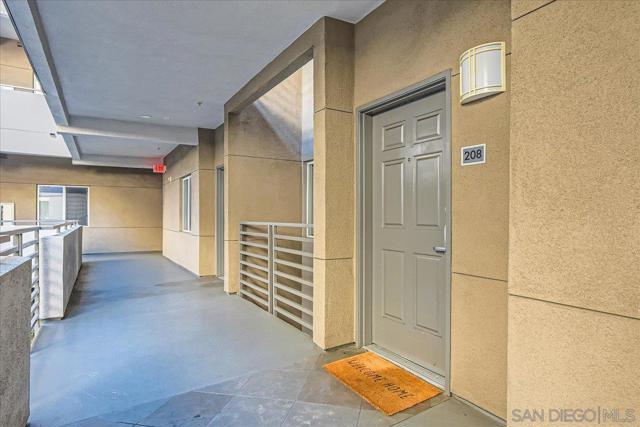 Image 6 of 22 For 1643 6th Ave  208