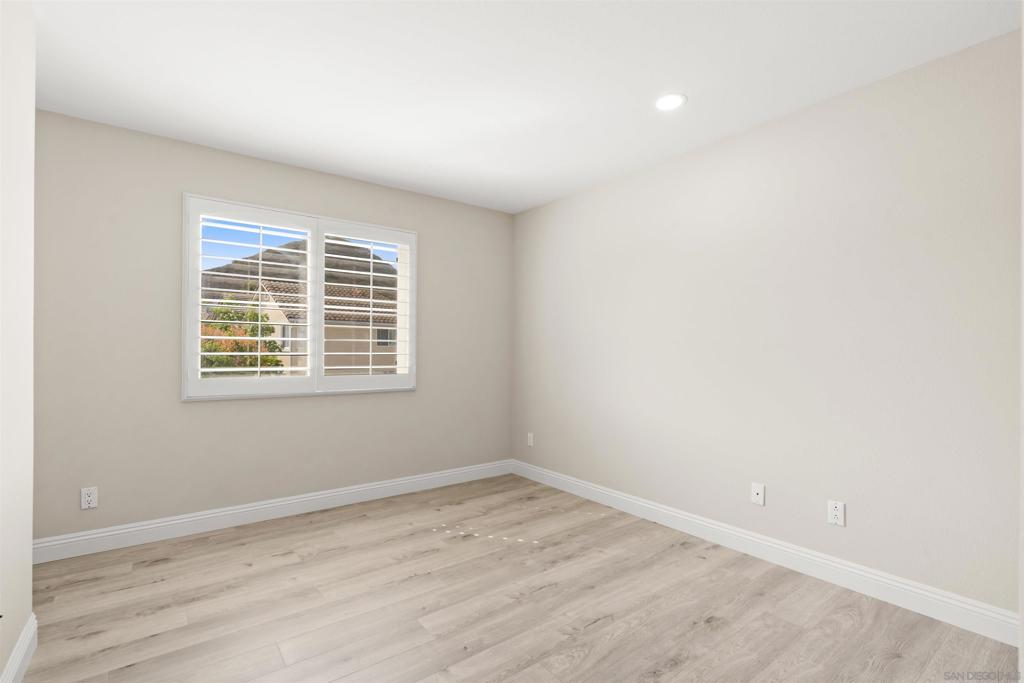 MLS #250039357SD image #25