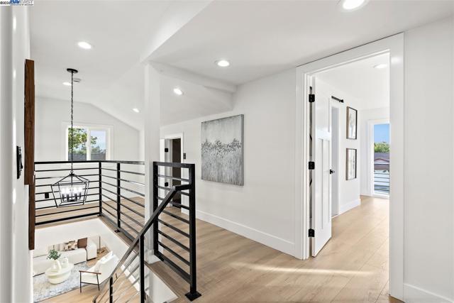 3270 Santa Sophia Way, Union City CA: https://media.crmls.org/mediaz/f3cd6f15-e934-4655-84c4-16e8662dd92c.jpg