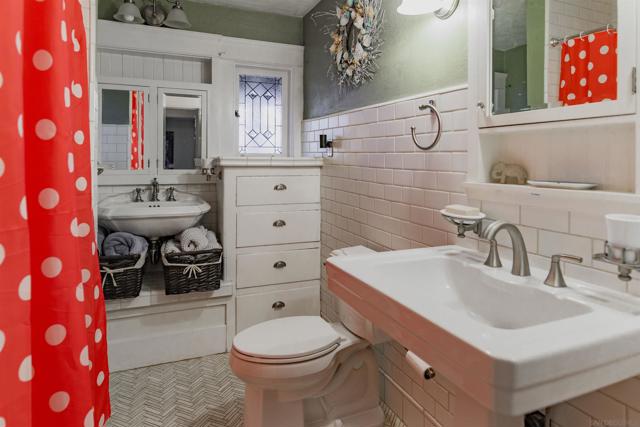 3446 28th Street, San Diego CA: https://media.crmls.org/mediaz/f3cdd28e-e70e-4b64-aee3-9310090518f9.jpg