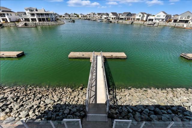 467 Halcyon Place, Bethel Island CA: https://media.crmls.org/mediaz/f3ce34b8-9c76-443e-b032-20e9684cc049.jpg