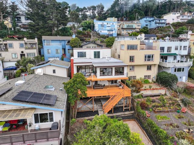 72 Cresta Vista Drive, San Francisco CA: https://media.crmls.org/mediaz/f3cea2ed-7dc0-427a-b72c-7387ef9709d4.jpg