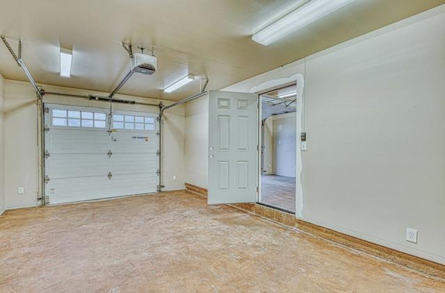 7550 Sandholdt Road, Moss Landing CA: https://media.crmls.org/mediaz/f3cf6d86-66f2-4757-a031-8227a95d35b8.jpg